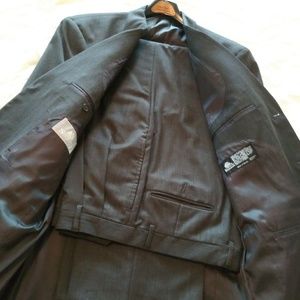 Mens 2pc suit bt Stafford